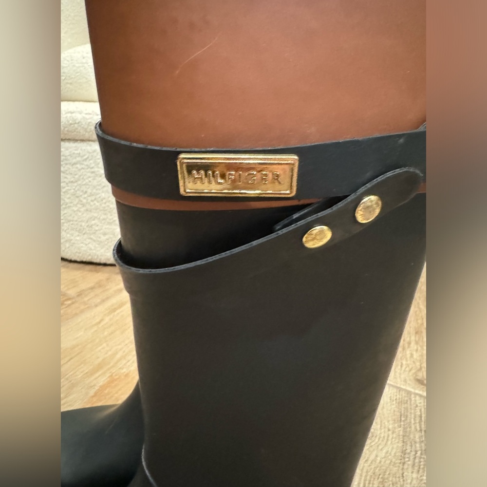 Tommy Hilfiger Women’s Rain Boots